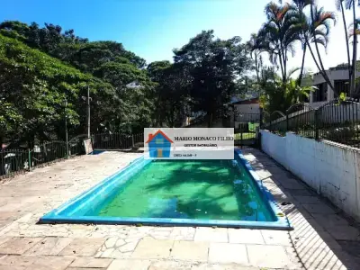 Casa com 4 quartos em Jardim Novo Embu, Embu das Artes - 350m²