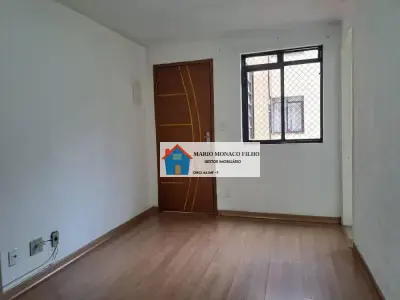 Apartamento com 2 quartos em Jardim Vista Alegre, Embu das Artes - 40m²