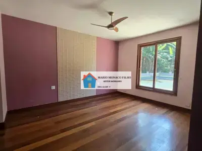 Casa com 4 quartos em Bosque do Embu, Embu das Artes - 360m²