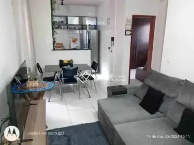 Apartamento com 2 quartos em Moinhos, Conselheiro Lafaiete - 50m²