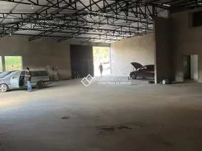 Galpão com 0 quartos em São João, Conselheiro Lafaiete - 450m²