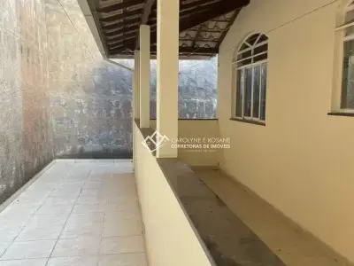 Casa com 3 quartos em Expedicionários, Conselheiro Lafaiete - 104m²