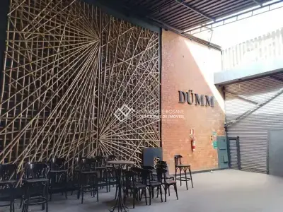 Prédio com 0 quartos em Centro, Conselheiro Lafaiete - 500m²