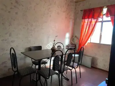 Casa com 3 quartos em Progresso, Conselheiro Lafaiete - 150m²