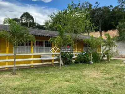 Sítio com 4 quartos em Amaro Ribeiro, Conselheiro Lafaiete - 300m²