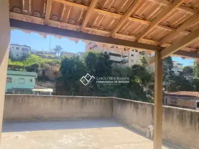Apartamento com 2 quartos em Santa Efigênia, Conselheiro Lafaiete - 75m²