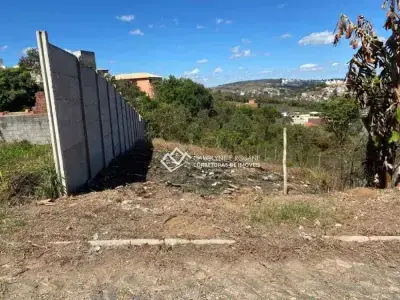 Lote / Terreno com 0 quartos em Morada do Sol, Conselheiro Lafaiete - 260m²