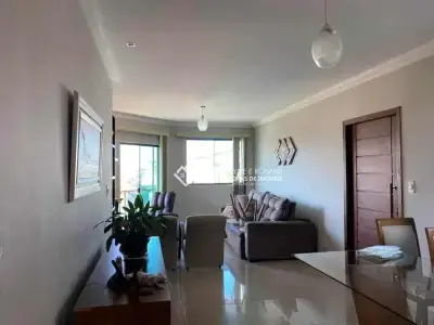 Casa com 4 quartos em Parque das Acácias, Conselheiro Lafaiete - 198m²