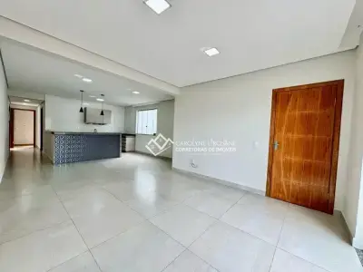 Apartamento com 3 quartos em São Dimas, Conselheiro Lafaiete - 140m²