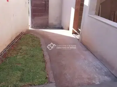 Casa com 3 quartos em Sagrada Família, Conselheiro Lafaiete - 80m²