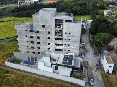 Prédio com 3 quartos em Cachoeira, Conselheiro Lafaiete - 100m²