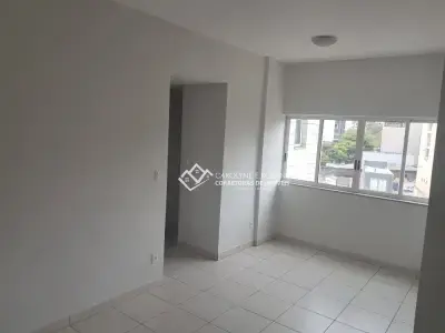 Apartamento com 2 quartos em Centro, Conselheiro Lafaiete - 70m²