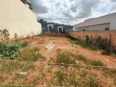 Lote / Terreno com 0 quartos em Novo Horizonte, Conselheiro Lafaiete - 300m²