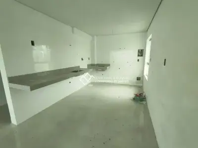 Cobertura com 3 quartos em Parque das Acácias, Conselheiro Lafaiete - 160m²