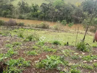 Lote / Terreno com 0 quartos em São Lucas, Conselheiro Lafaiete - 311m²