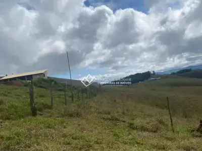 Chácara com 0 quartos em Área Rural de Conselheiro Lafaiete, Conselheiro Lafaiete - 1200m²