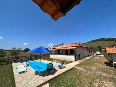 Chácara com 5 quartos em Almeidas, Conselheiro Lafaiete - 150m²