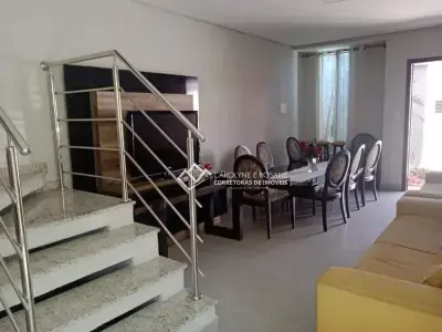 Casa Geminada com 3 quartos em Santa Matilde, Conselheiro Lafaiete - 134m²
