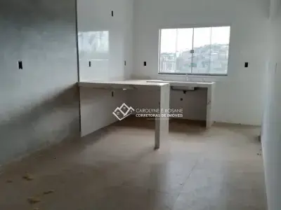Casa Geminada com 3 quartos em Real de Queluz, Conselheiro Lafaiete - 80m²