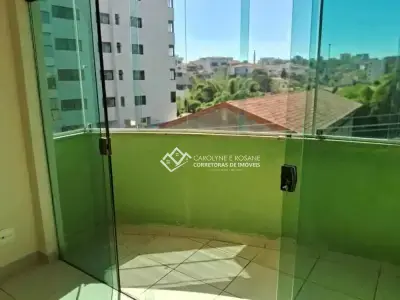 Apartamento com 3 quartos em Jardim Inconfidentes, Conselheiro Lafaiete - 110m²