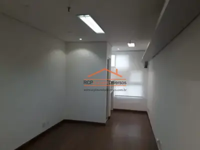 Sala / Conjunto com 0 quartos em Barro Preto