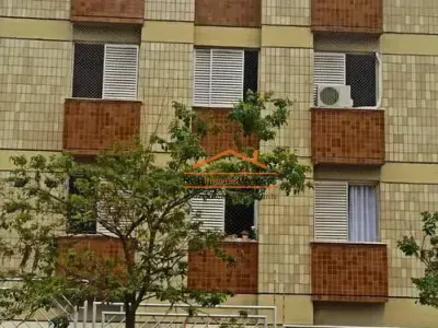 Apartamento com 3 quartos em Buritis