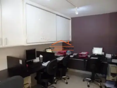 Prédio com 0 quartos em Barroca