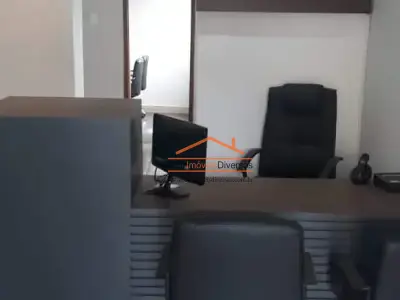 Prédio com 3 quartos em Pompéia