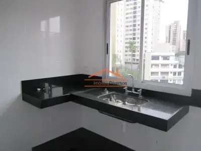 Cobertura com 2 quartos em Maria Helena
