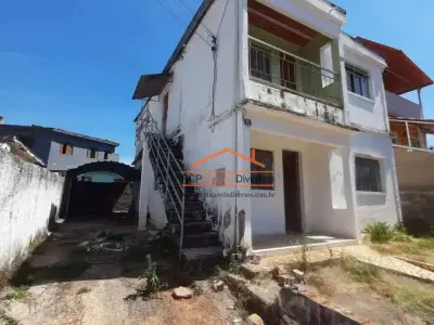 Prédio com 2 quartos em Salgado Filho