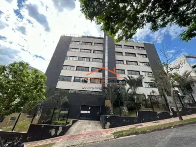 Cobertura com 4 quartos em Santa Lúcia