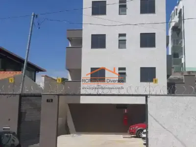 Área Privativa com 2 quartos em Planalto