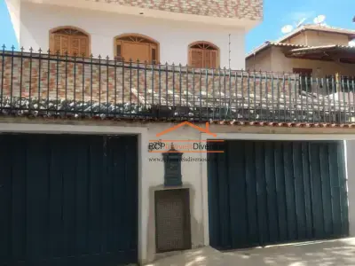 Casa com 3 quartos em Cachoeirinha