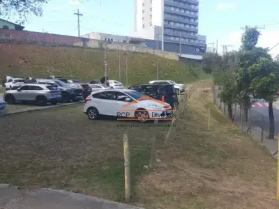 Lote / Terreno com 0 quartos em Cachoeirinha