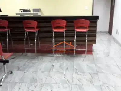Casa com 0 quartos em Centro