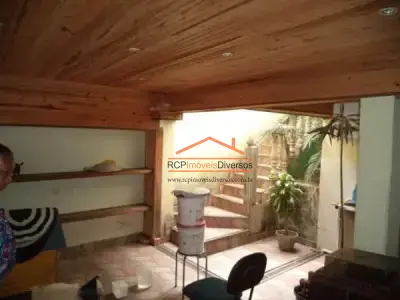 Casa Geminada com 3 quartos em Santa Mônica