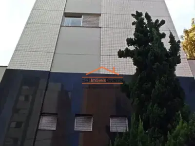 Apartamento com 3 quartos em Centro