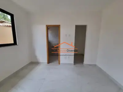 Casa Geminada com 3 quartos em Santa Mônica