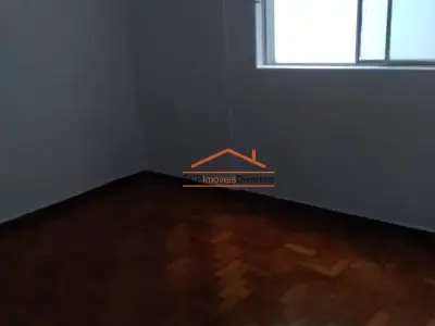 Apartamento com 2 quartos em Centro