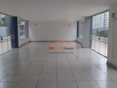Apartamento com 3 quartos em Funcionários