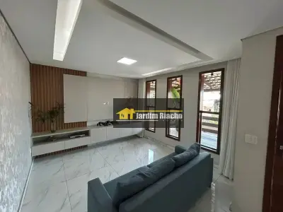 Casa com 4 quartos em Jardim Riacho das Pedras