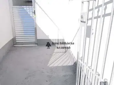 Casa com 1 quartos em Vila Arapuá