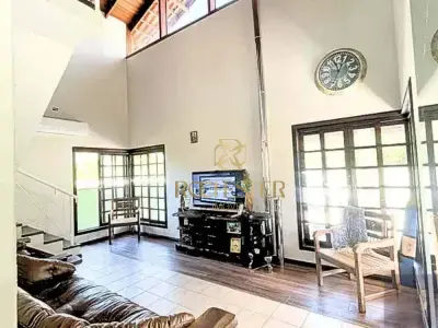 Chácara com 3 quartos em Porto de Cima