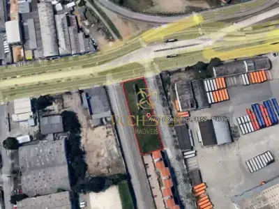 Lote / Terreno com 0 quartos em Parolin