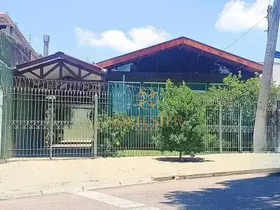 Casa com 2 quartos em Novo Mundo