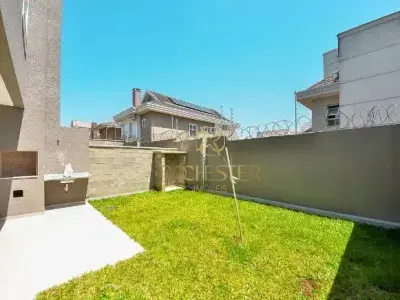 Sobrado com 3 quartos em Xaxim