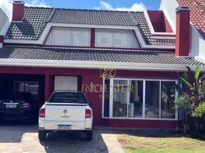 Sobrado com 3 quartos em Uberaba