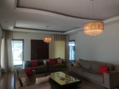 Casa com 3 quartos em Parmalat, Candeias - 630m²