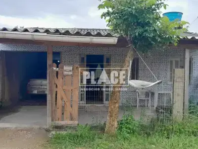 Casa com 2 quartos em Pedras Brancas