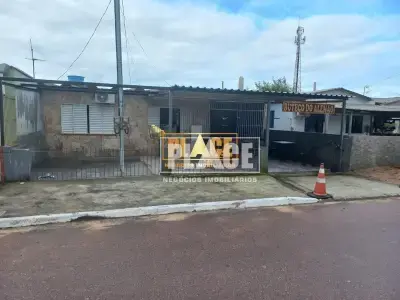 Casa com 3 quartos em Jardim Iolanda